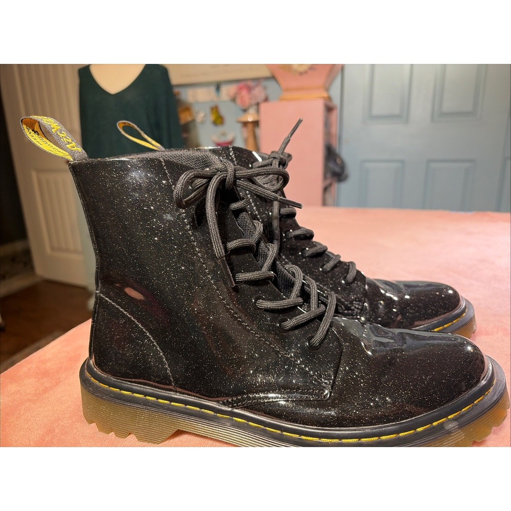 Dr. Martens Women's Black Glittery Luana Airwalk Boots US Size 9. Witchy.